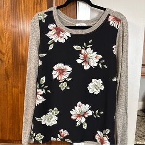 Kaileigh Black and Gray Floral Blouse